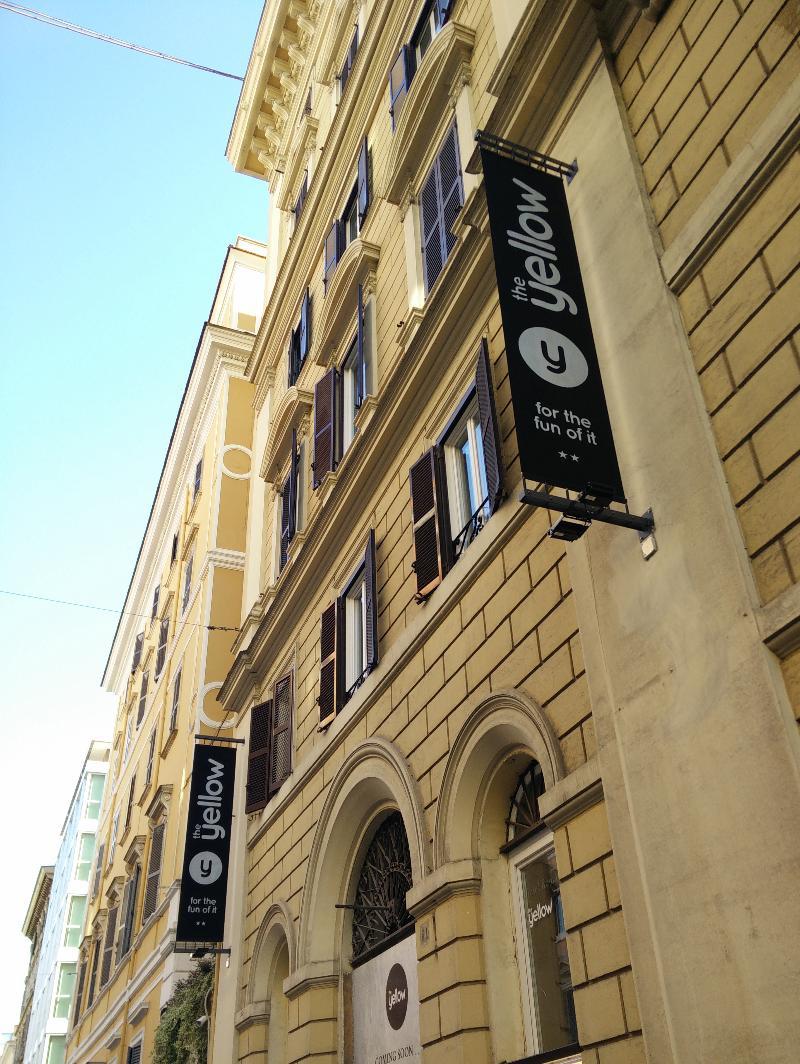 Yellowsquare * Roma